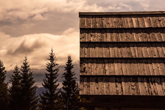 Dachdeckungen mit Lärchenschindeln, Dachdeckung mit Lärchenschindeln, Niederösterreich