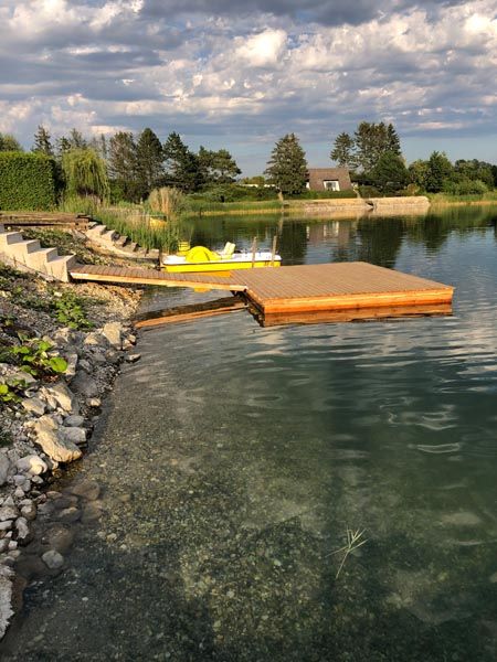 Schwimmsteg